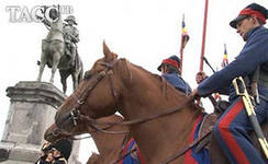 По поводу возложения казаками в 2012 году цветов к памятнику Наполеону