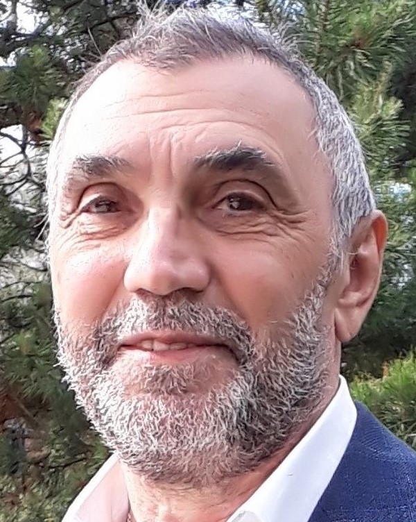 И ветра-звонари раскачают на заутрене бронзу берёз